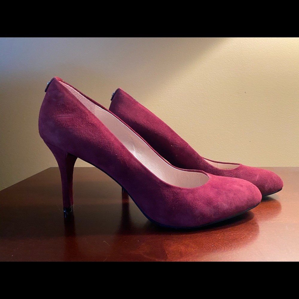 Michael Kors cranberry  suede heels